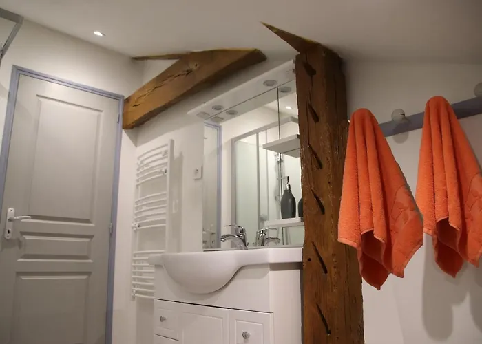 Bed & Breakfast Le De La Grange De Broustic Lahosse